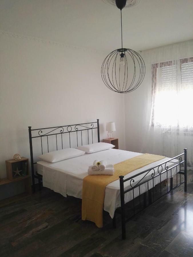 Casa Da Ilaria Hotel Sottomarina Kültér fotó